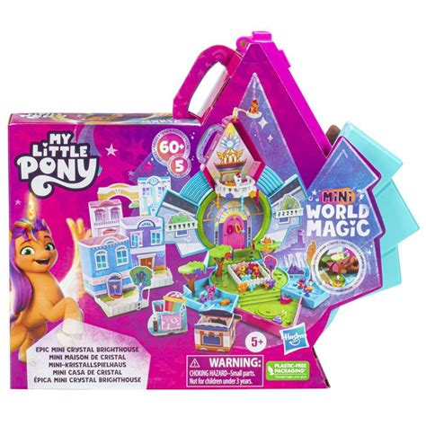 Discover the secrets of the Crystal Kingdom with My Little Pony Mini World Magic Crystal Keychains
